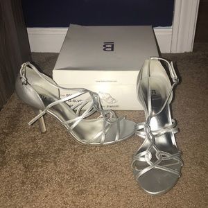 Size 8 Silver Strappy Sandal